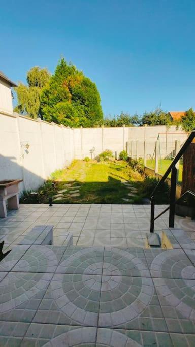 Villa La Cambresienne De Mamie Cambrai Exterior foto